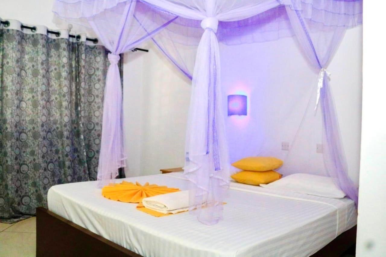 Papillon Garden Bar Villas Bamburi Bagian luar foto